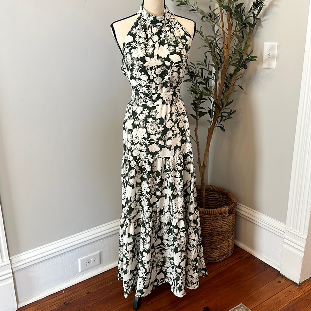 NWT- Green floral drop waist dress - Size L